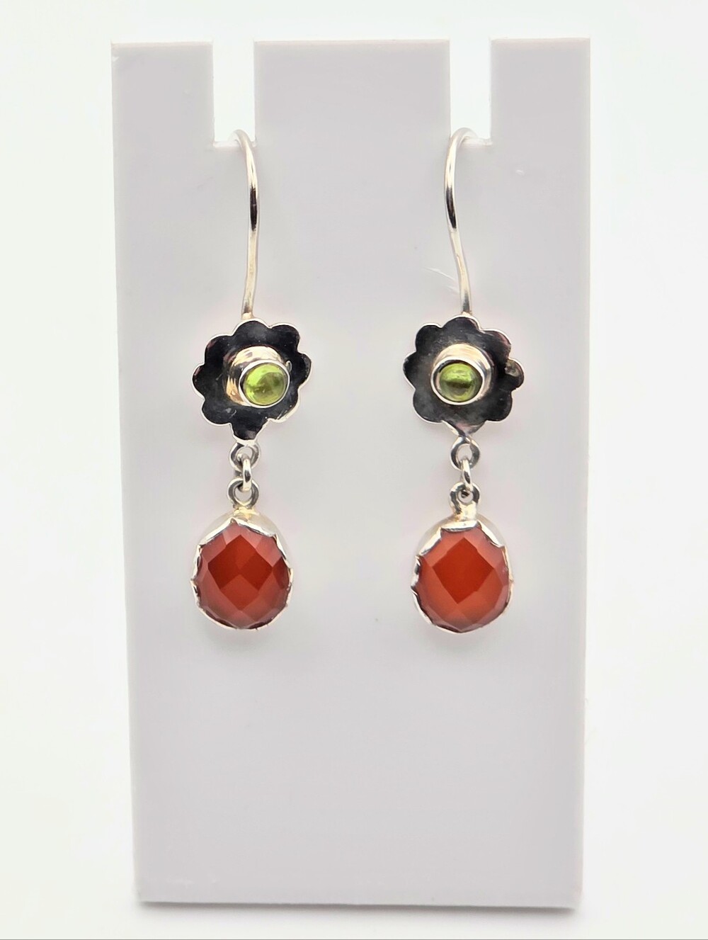 Peridot & Faceted Carnelian Floral Earrings In 925 Sterling Silver (2")